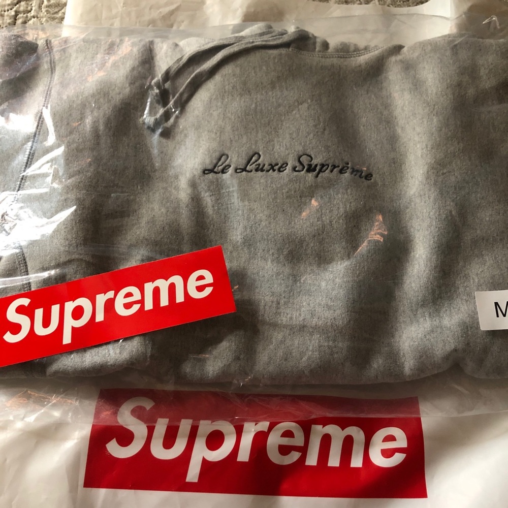 Le Luxe Supreme Hoodie SS ‘19
